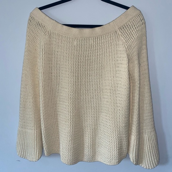 Abercrombie & Fitch -  Knitted Off the Shoulder Top - Picture 1 of 4